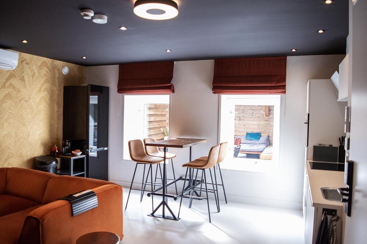 "De Bank" - Hotel Apartments ฮาร์ลิงเงน ภายนอก รูปภาพ