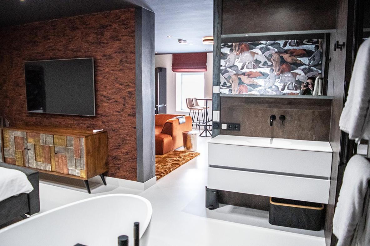 "De Bank" - Hotel Apartments ฮาร์ลิงเงน ภายนอก รูปภาพ