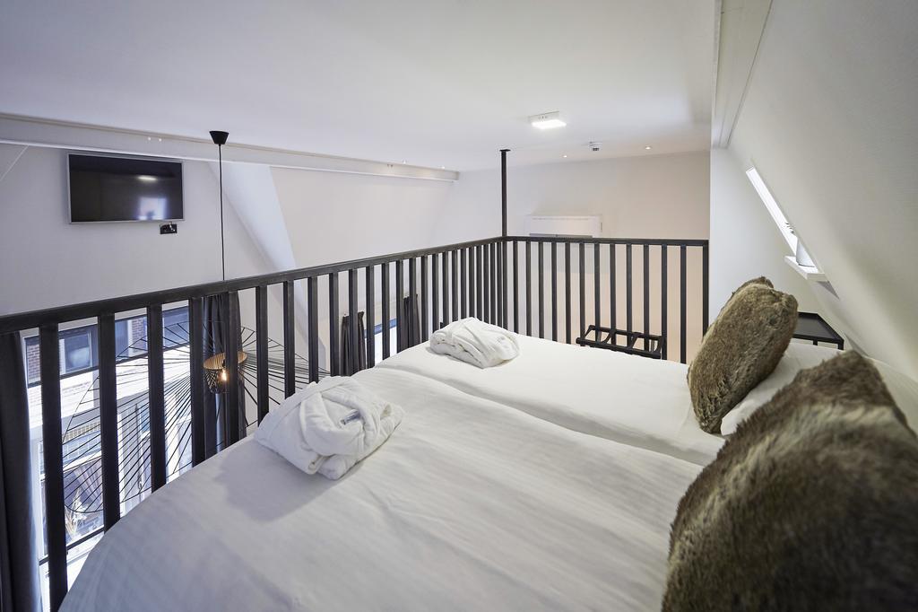 "De Bank" - Hotel Apartments ฮาร์ลิงเงน ภายนอก รูปภาพ