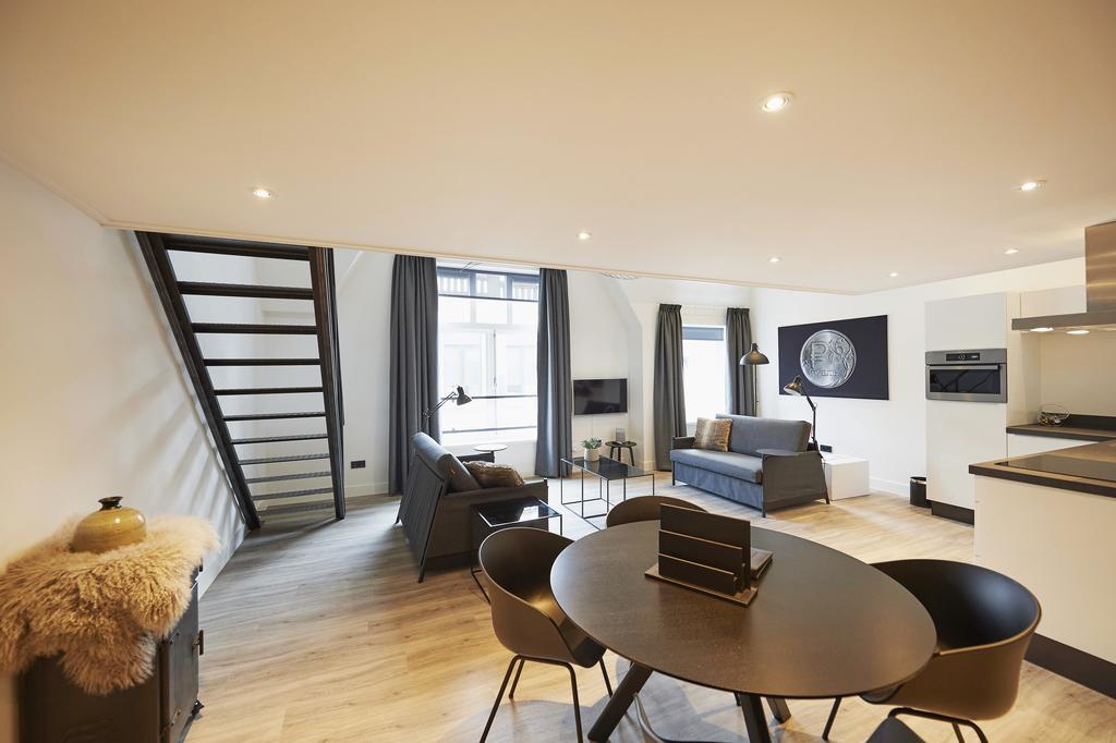 "De Bank" - Hotel Apartments ฮาร์ลิงเงน ภายนอก รูปภาพ